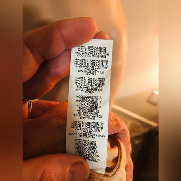 NASTY GAL•SIZE-8•SPARKLY ACCENTS•BIG FLOWING SLEEVES•PINK•MINI DRESS - Picture 6 of 9